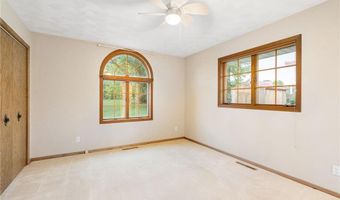 307 14th Pl NW, Austin, MN 55912