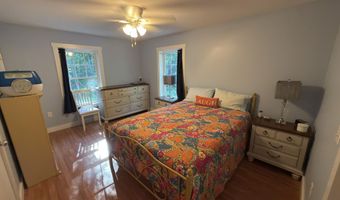 14 Wards Hill Rd, Baldwin, ME 04091