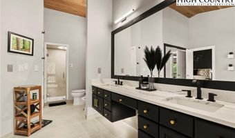 514 Raven Ridge Rd, Banner Elk, NC 28604