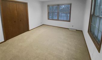 8906 138th Street Ct, Apple Valley, MN 55124