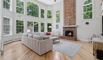 11 Dorothy's Way, Bedford, NH 03110