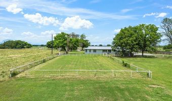 1411 Parker Dairy Rd, Alvord, TX 76225
