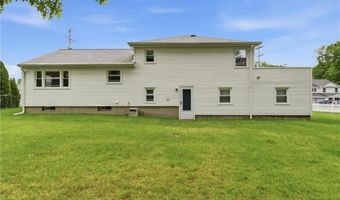 35 Superior View Blvd, North Providence, RI 02911