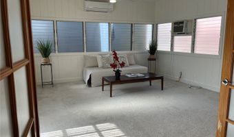 710 Hausten St, Honolulu, HI 96826