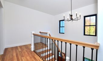 152 E Hill Rd, Canton, CT 06019