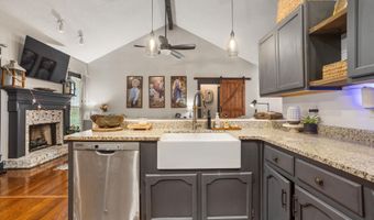 1020 INDEPENDENCE Ct, Alabaster, AL 35007