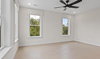 23369 WALKING WOODS Ln, Aldie, VA 20105