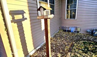 105 N Division St, Anamosa, IA 52205