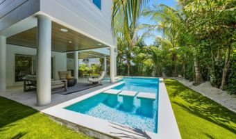870 N SHORE Dr, Anna Maria, FL 34216