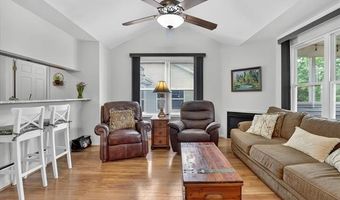 1673 Weatherstone Dr, Ann Arbor, MI 48108
