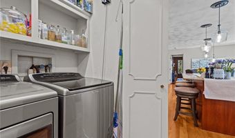 1340 Waterford Dr, East Greenwich, RI 02818