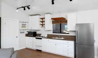 1421 Rincon Rd, Escondido, CA 92025