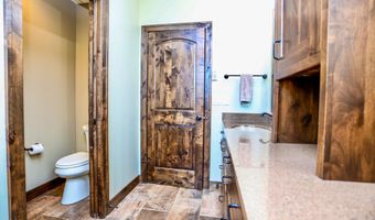2405 NW 16th Ave, Aberdeen, SD 57401