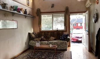 111 Aster St, Warwick, RI 02888