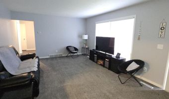 1222 NE 11th Ave, Aberdeen, SD 57401