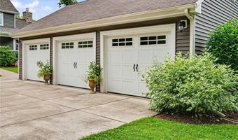 6600 Dye Rd, Akron, NY 14001