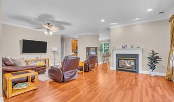 40 BUNKER HILL Dr, Allentown, NJ 08501