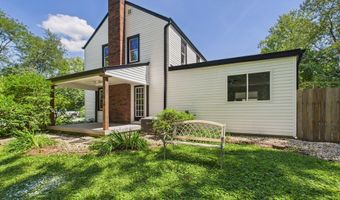 5 Willow Rd, Anderson, IN 46011