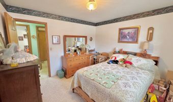 1204 3rd Ave NE, Bowman, ND 58623