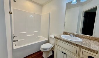 401 Spanish Moss Ln, Adel, GA 31620