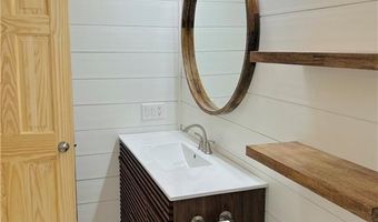 72 Overlea Rd, North Smithfield, RI 02896
