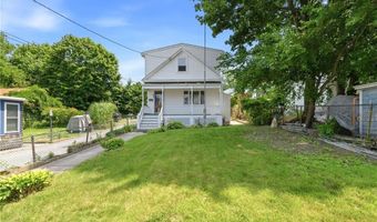 400 Thames St, Bristol, RI 02809