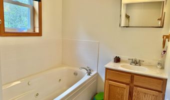 44 Berryman Ln, Albrightsville, PA 18210