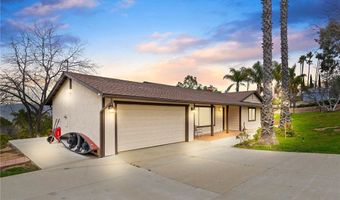 1914 Gum Tree Ln, Fallbrook, CA 92028