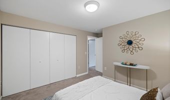 6352 12TH St N, Arlington, VA 22205