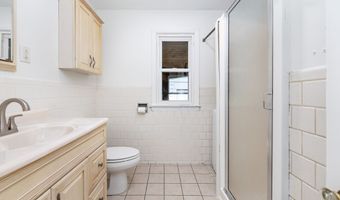 101 Hoover Ave, Bristol, CT 06010