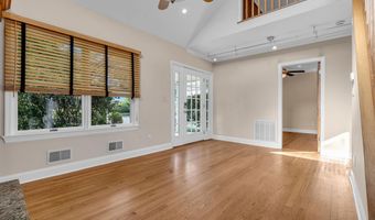 13 Powell Ave, Atlantic Highlands, NJ 07716