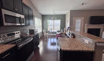 565 Goldstone Ln, Boiling Springs, SC 29316