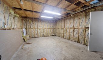 1135 1ST St NE, Bandon, OR 97411