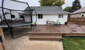 807 6th St, Aurora, NE 68818