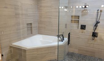 2428 W SILVERPOINT Way S, Bluffdale, UT 84065