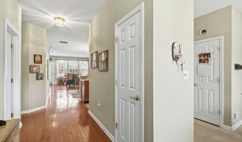 14 Hidden Lake Cir, Barnegat, NJ 08005