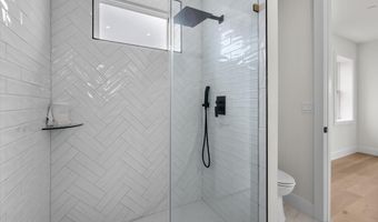 3916 8TH St NW A, Washington, DC 20011