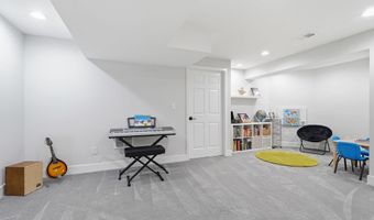 43197 WAYSIDE Cir, Ashburn, VA 20147