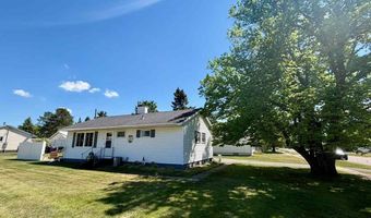 32 Dogwood Blvd, Babbitt, MN 55706