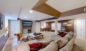 1535 S Douglas Ave, Arlington Heights, IL 60005