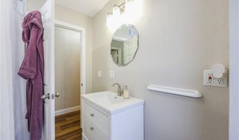 8 Lawrence St, Cumberland, RI 02864