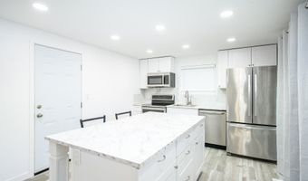 705 GOUCHER St, Amity, OR 97101