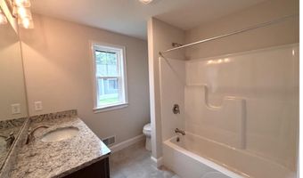 44 Edgewater Dr, Brentwood, NH 03833