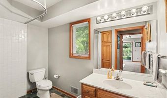 10368 Saint John Dr, Algonac, MI 48001