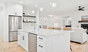 1007 28th St SW, Austin, MN 55912