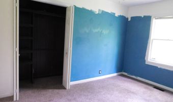 823 Hidden Acres Dr, Bedford, IN 47421