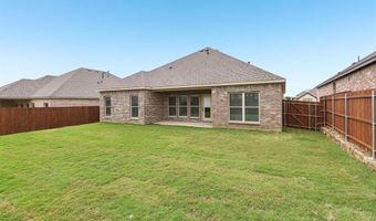 212 Navajo Trl, Alvarado, TX 76009