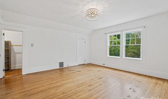 111 Rathfarnham Cir, Asheville, NC 28803