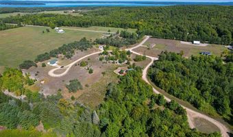 8865 ROBIN 3, Alanson, MI 49706