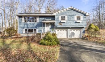 6 Advocate Pl, Danbury, CT 06810